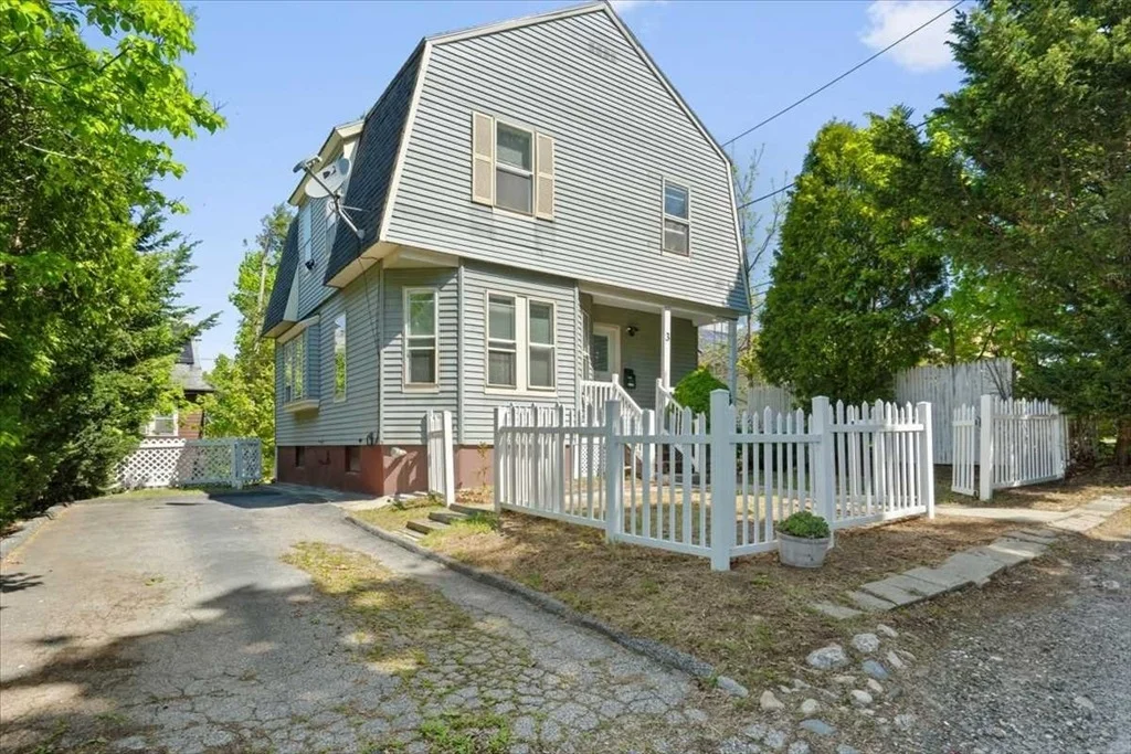 Photo of 3 Wallace St