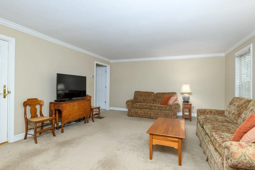 Photo of 122 Fox Hill Drive