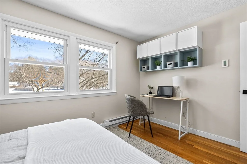 Photo of 7 Dean Cir