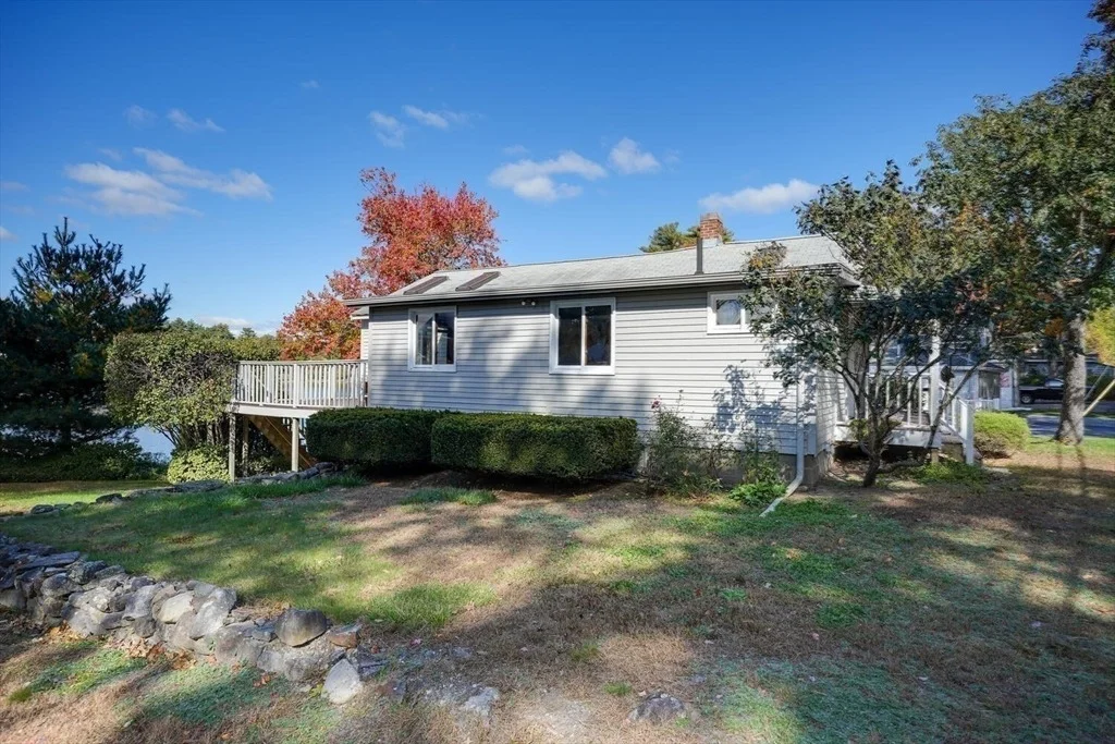 Photo of 26 Lakeside Ave