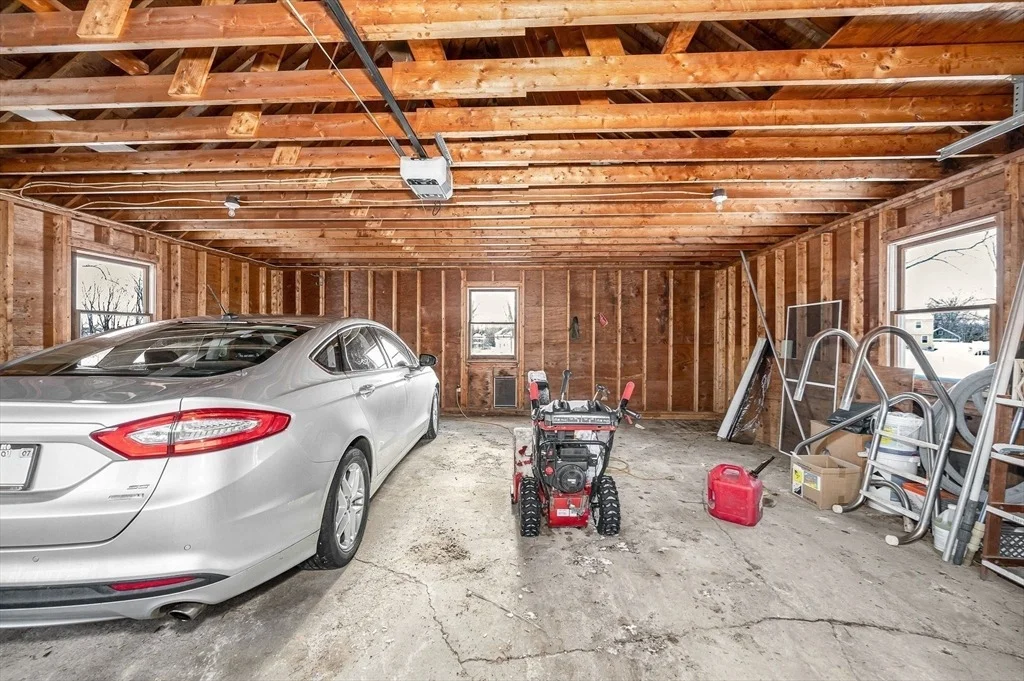 Photo of 287 Fox Ave