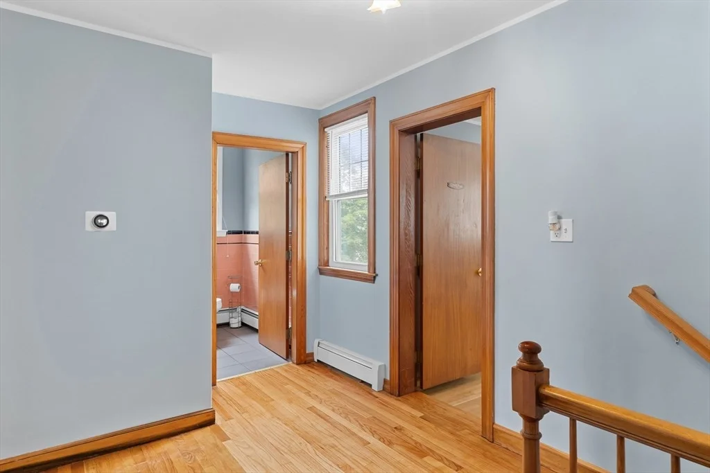 Photo of 10 Wesley Dr