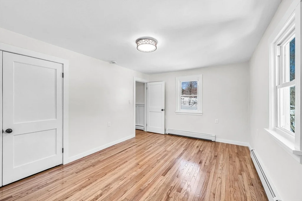 Photo of 285 Granby Road
