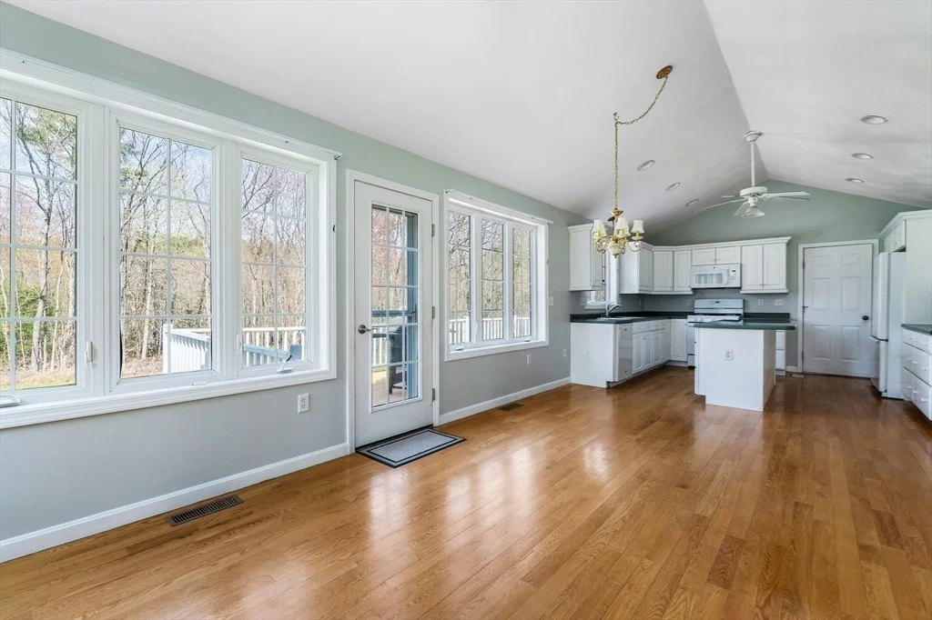 Photo of 534 Hooksett