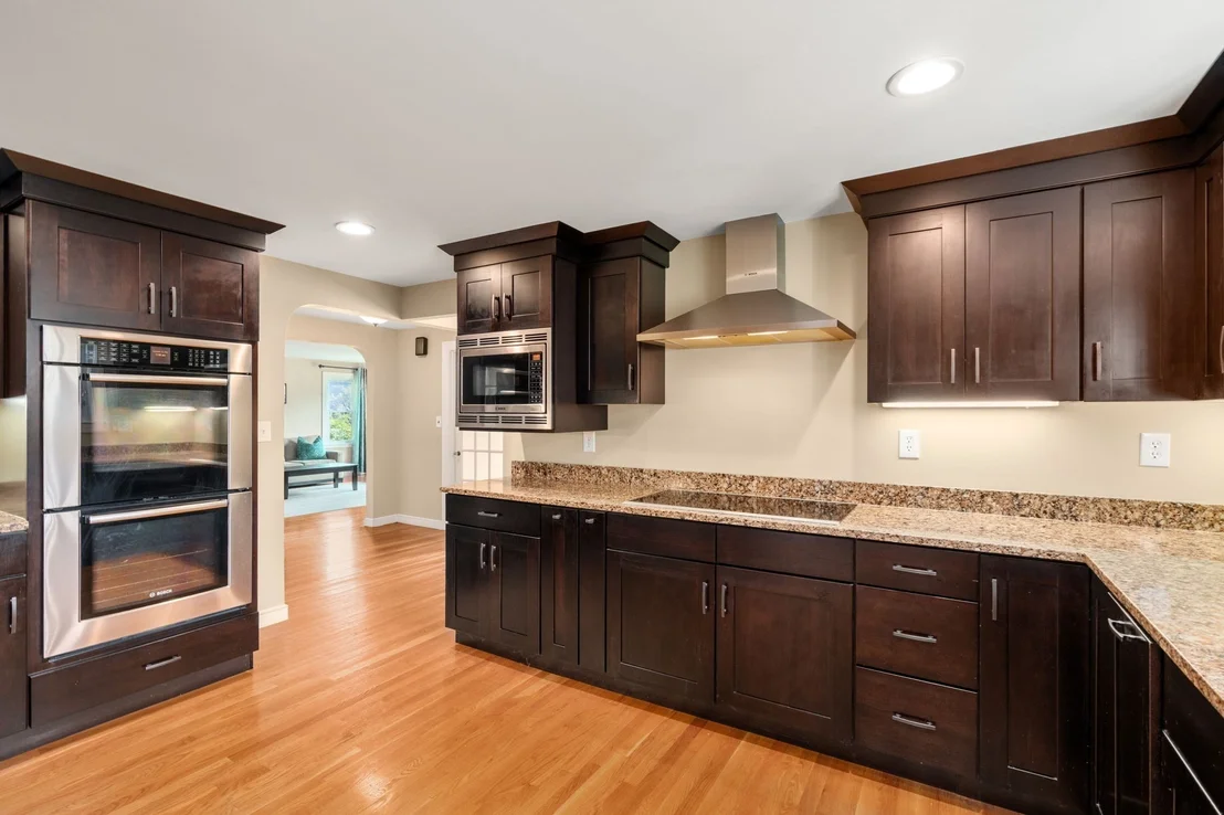Photo of 15 Claridge Dr
