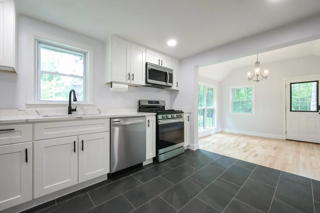 Photo of 25 Bailey Rd