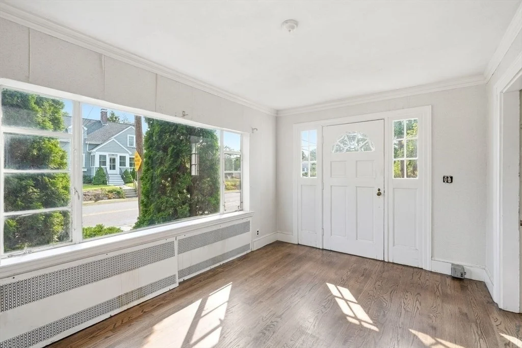 Photo of 7 Fales Rd