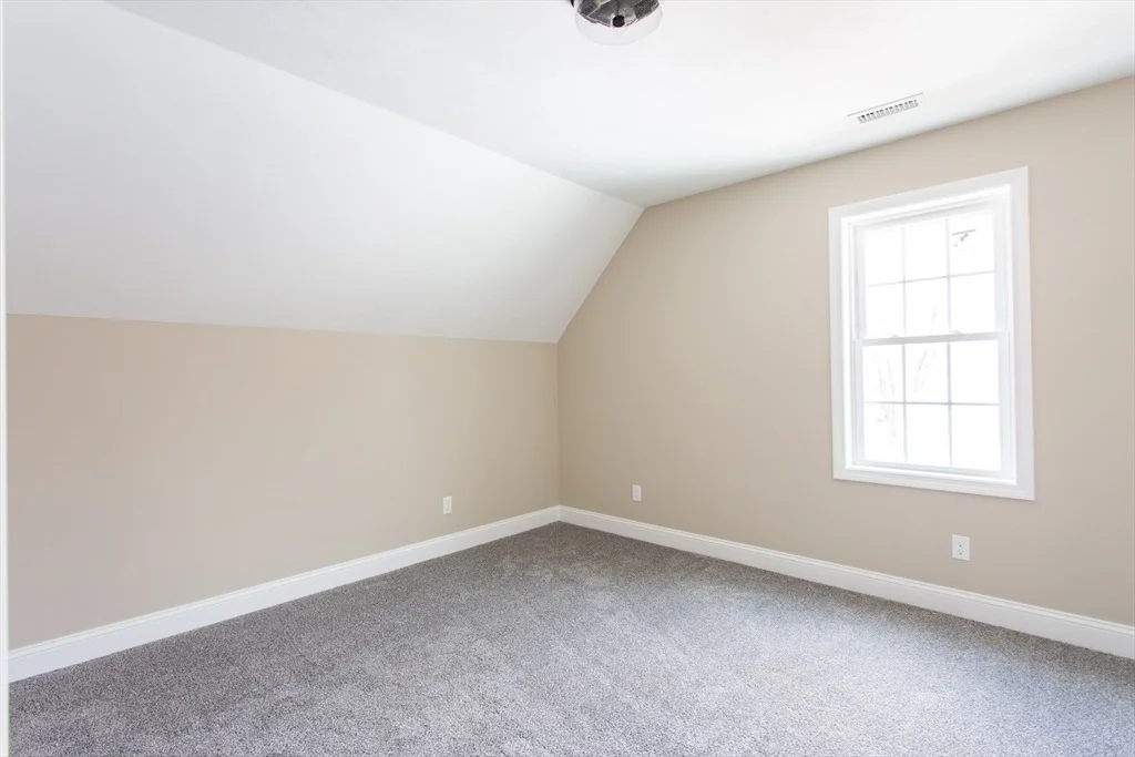 Photo of 129 East Road