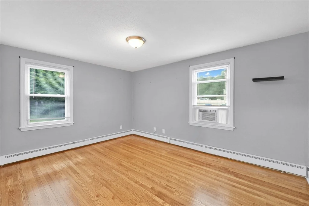 Photo of 38 Tinkham Rd