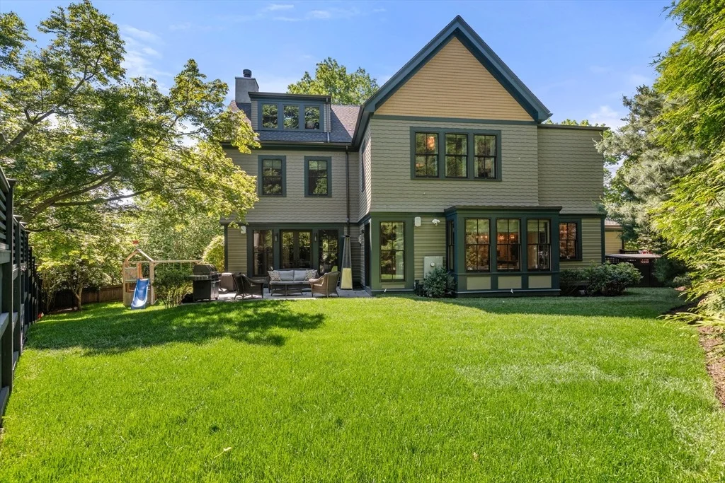 Photo of 175 Coolidge Hill
