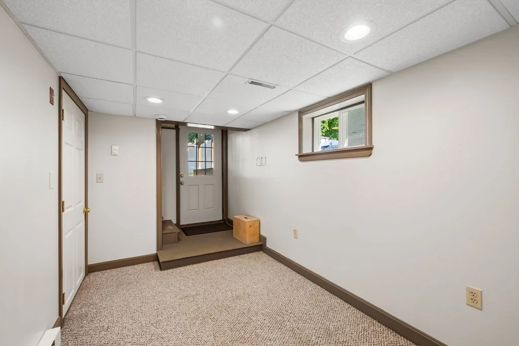 Photo of 55 Winthrop Ave