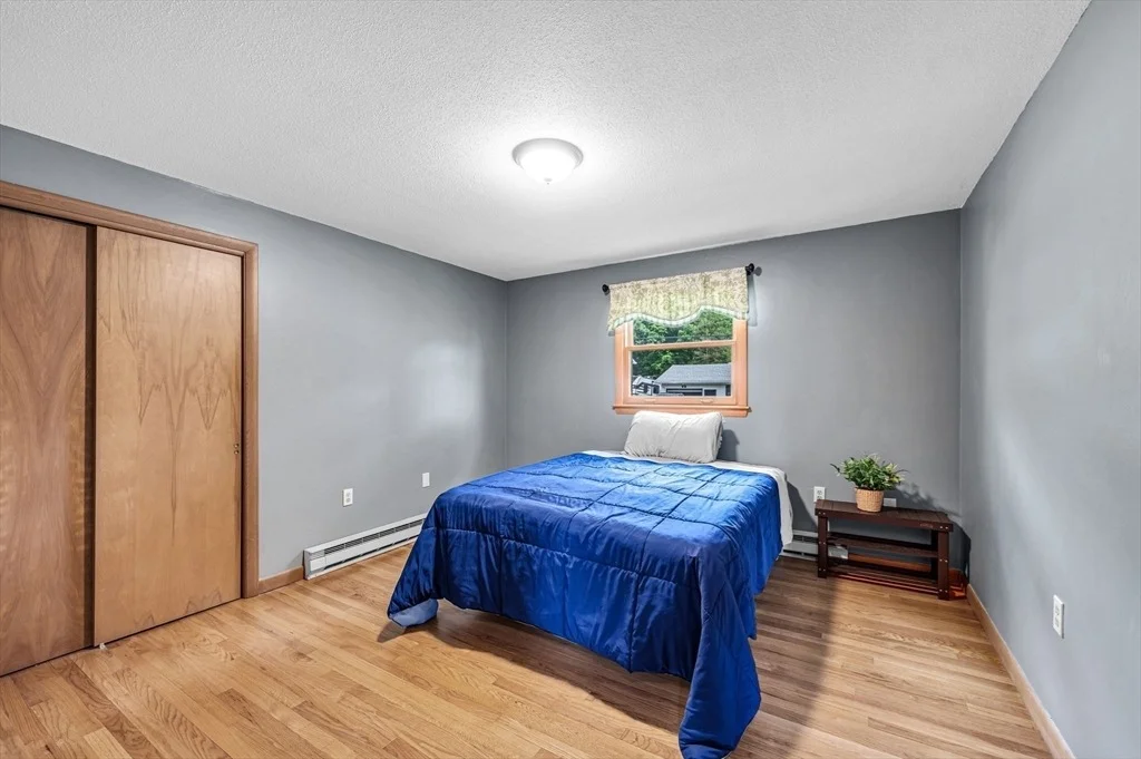 Photo of 17 Breton Ln