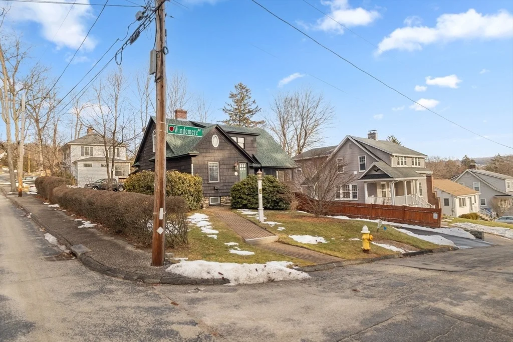 Photo of 18 Windemere Road