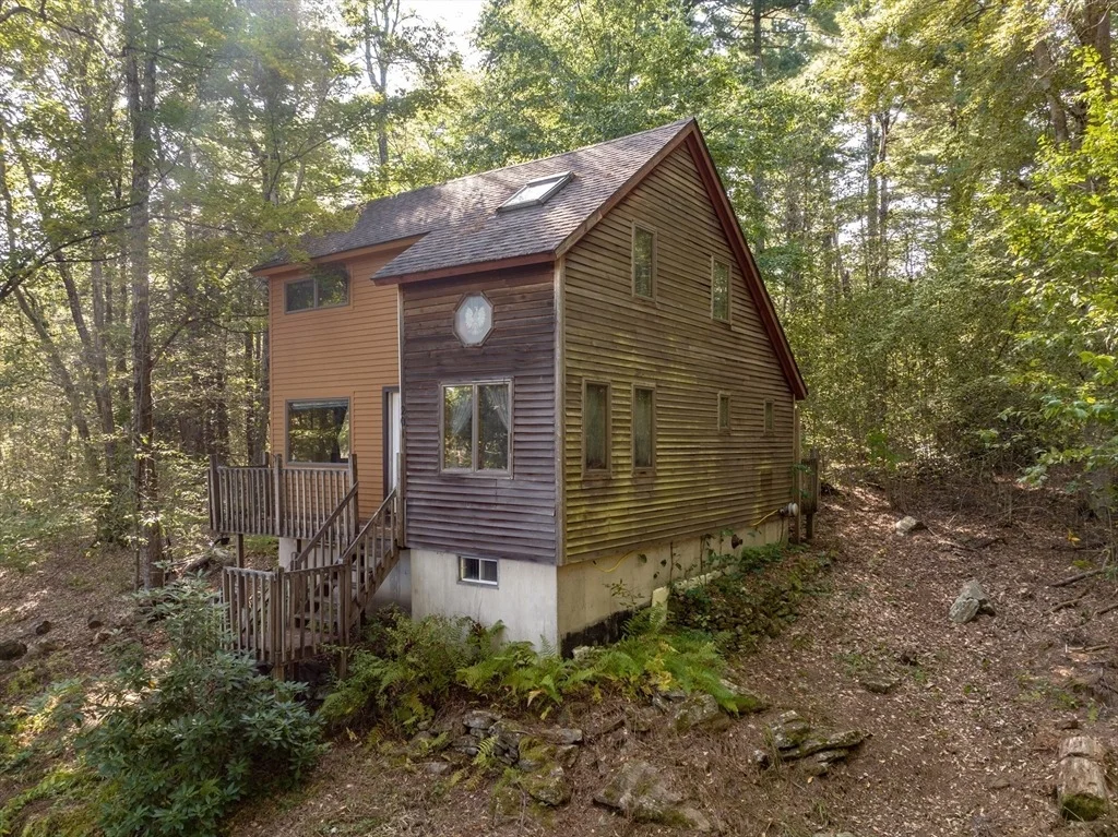 Photo of 201 Fox Den Rd