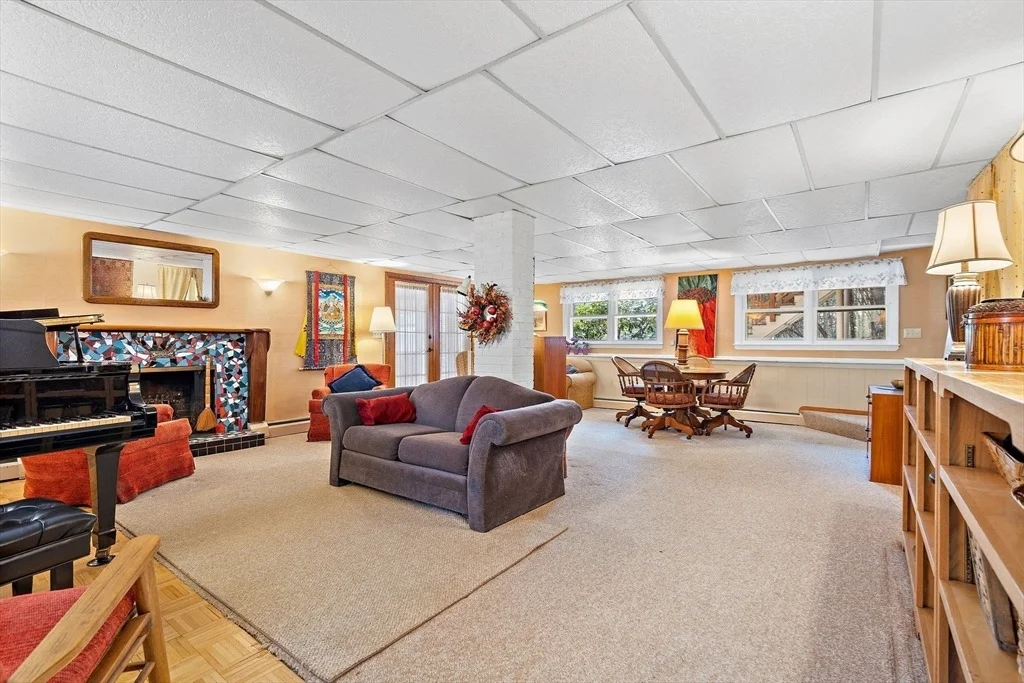 Photo of 352 Taylor Rd