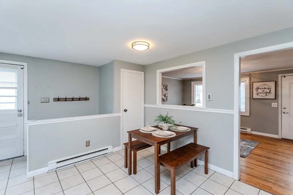 Photo of 28 Birch Glen Rd