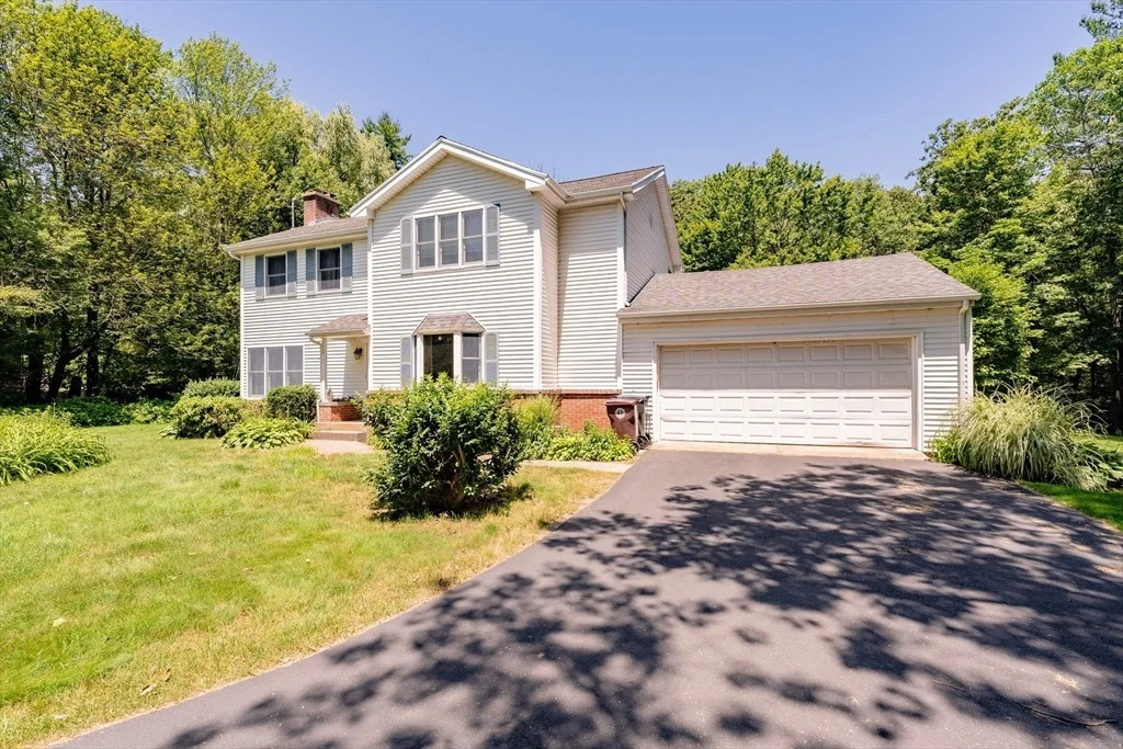 Photo of 128 Skyline Dr