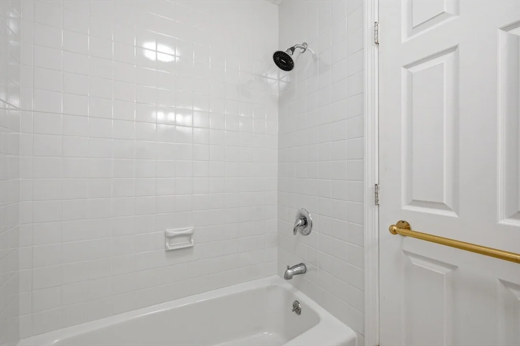 Photo of Unit 33 at 5 April Ln