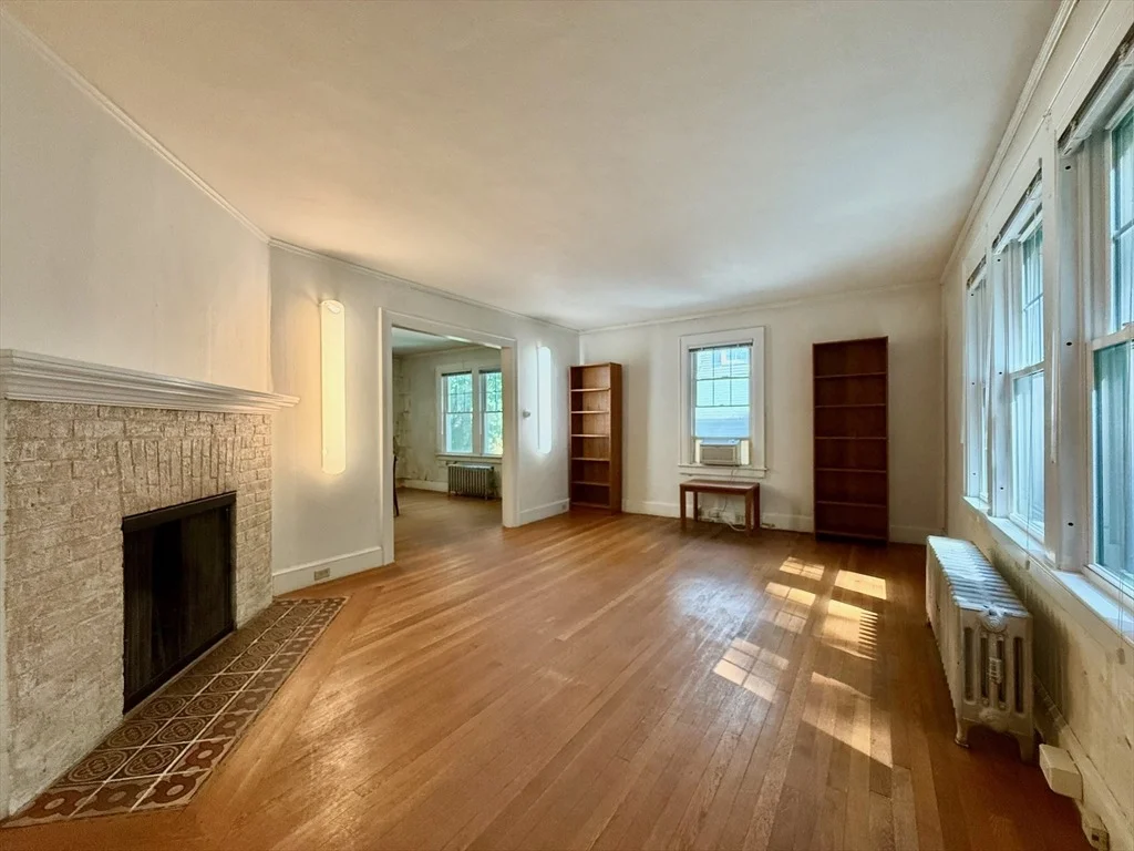 Photo of 39 Hillside Rd