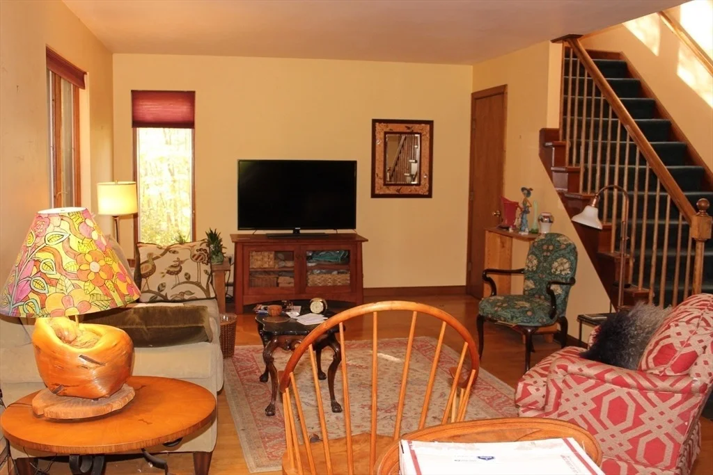 Photo of 319 Greenfield Rd