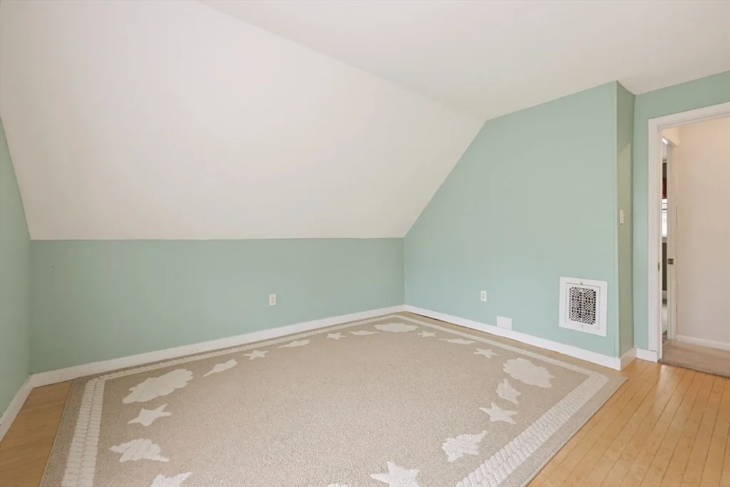 Photo of 18 Plain St