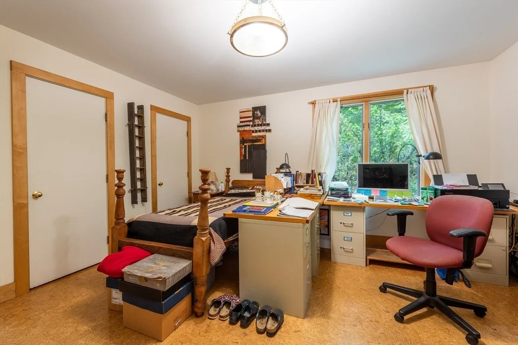 Photo of 71 Morgan Cir