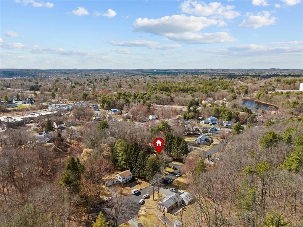Photo of 35 Lucas Dr
