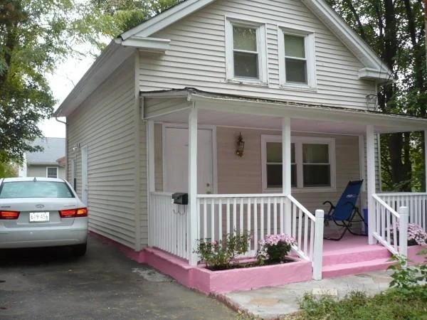Photo of 40 Derry St