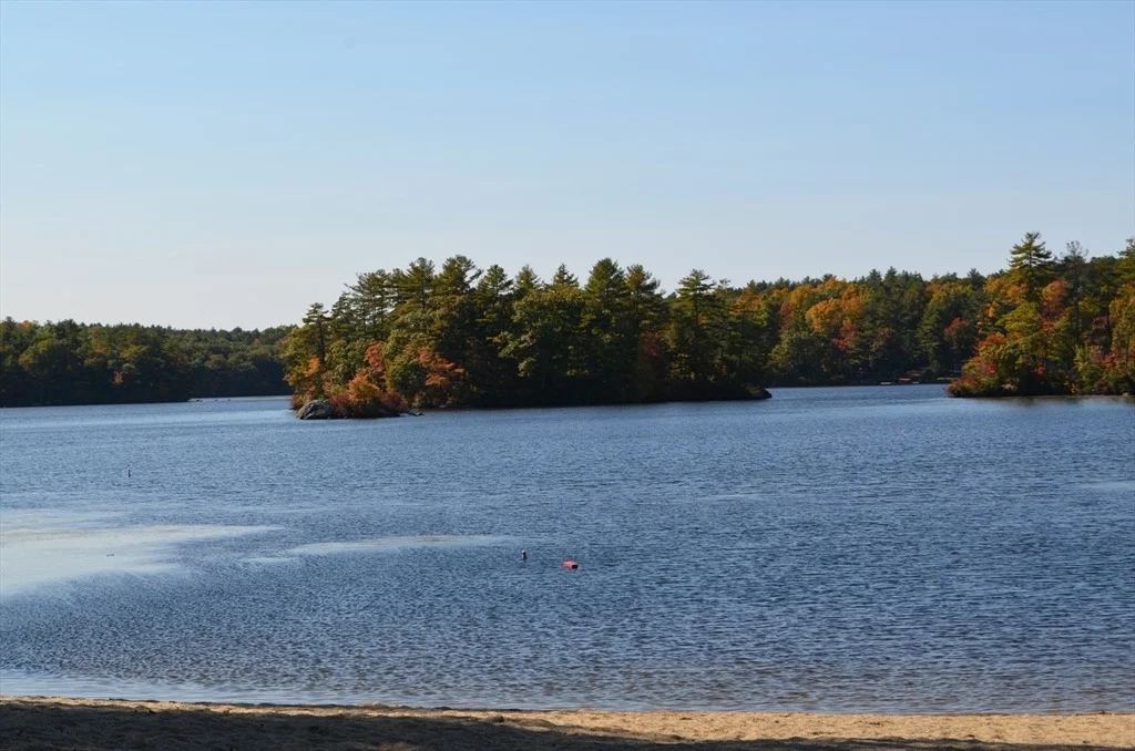 Photo of 9 Blanchard Rd