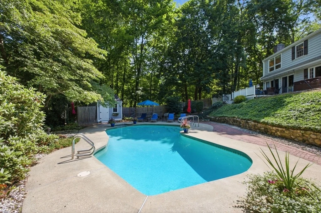 Photo of 280 Singletary Lane
