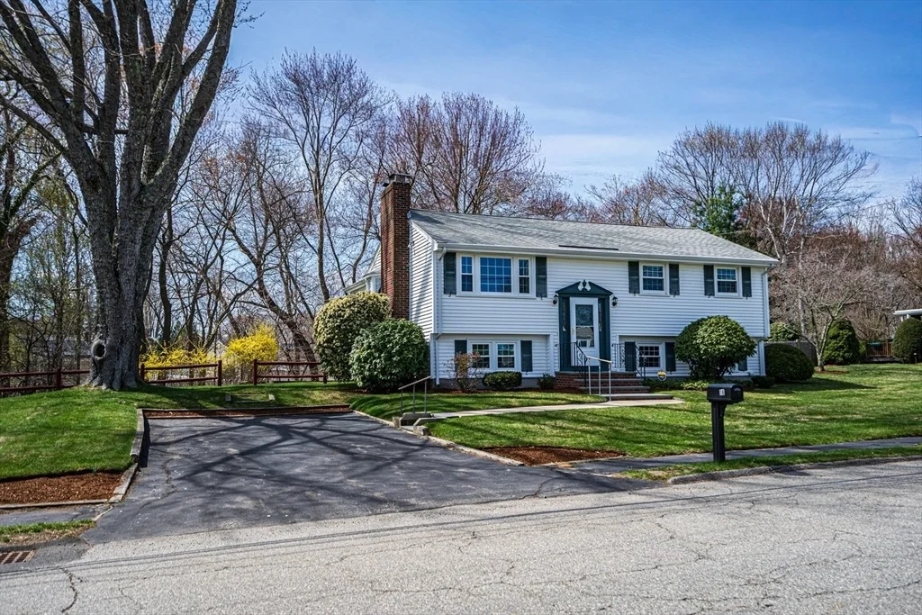 Photo of 18 Stonewall Drive
