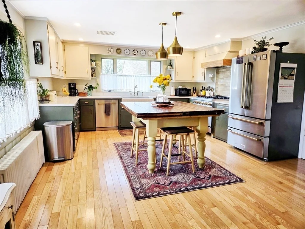 Photo of 777 Ridge Rd