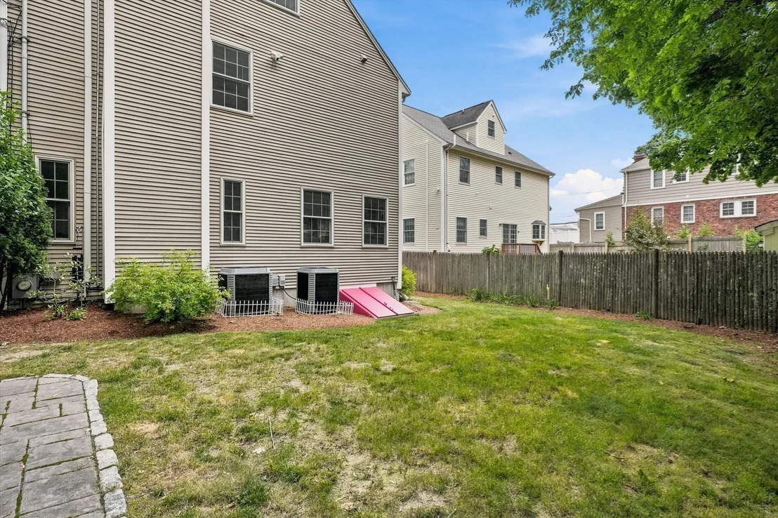 Photo of 18 Rosegate Rd