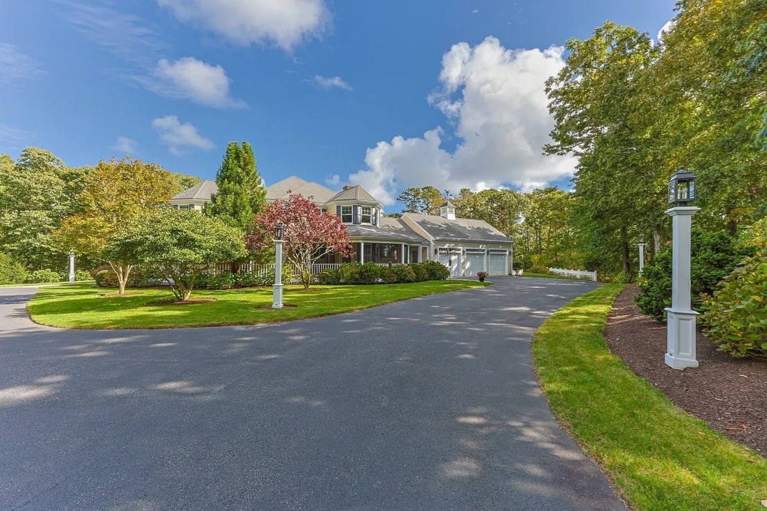 Photo of 26 Walkerwoods Dr