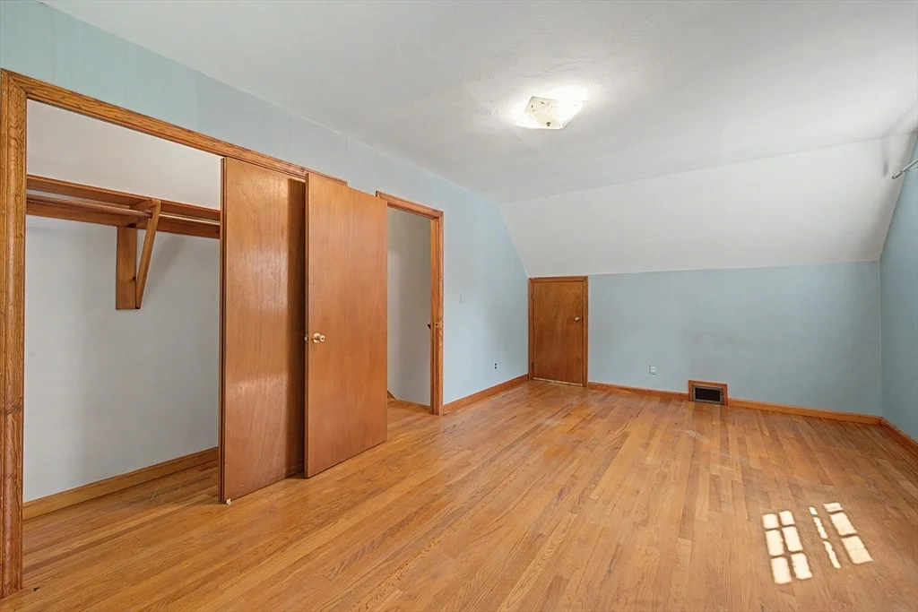 Photo of 10 Raymond Dr