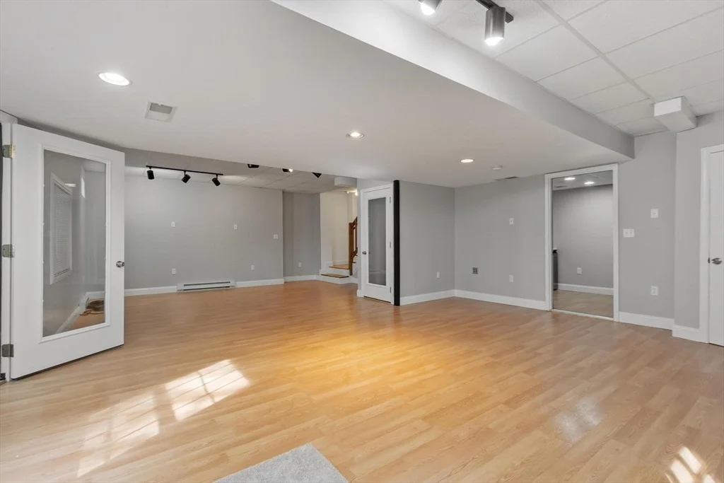 Photo of 5 Lilac Ln