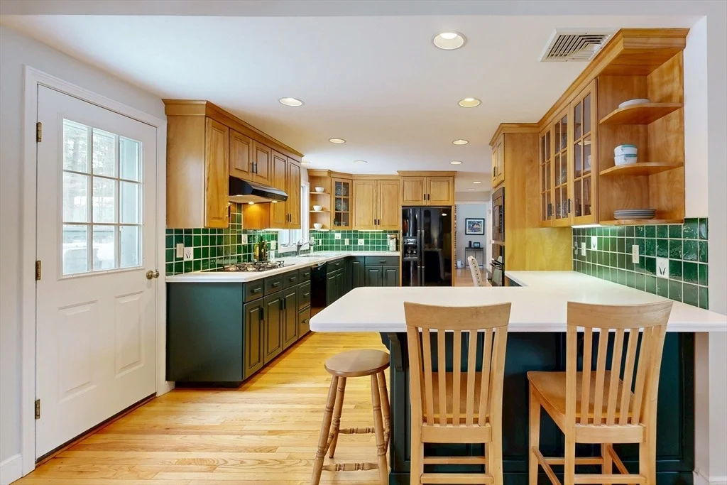 Photo of 57 Colonial Rd