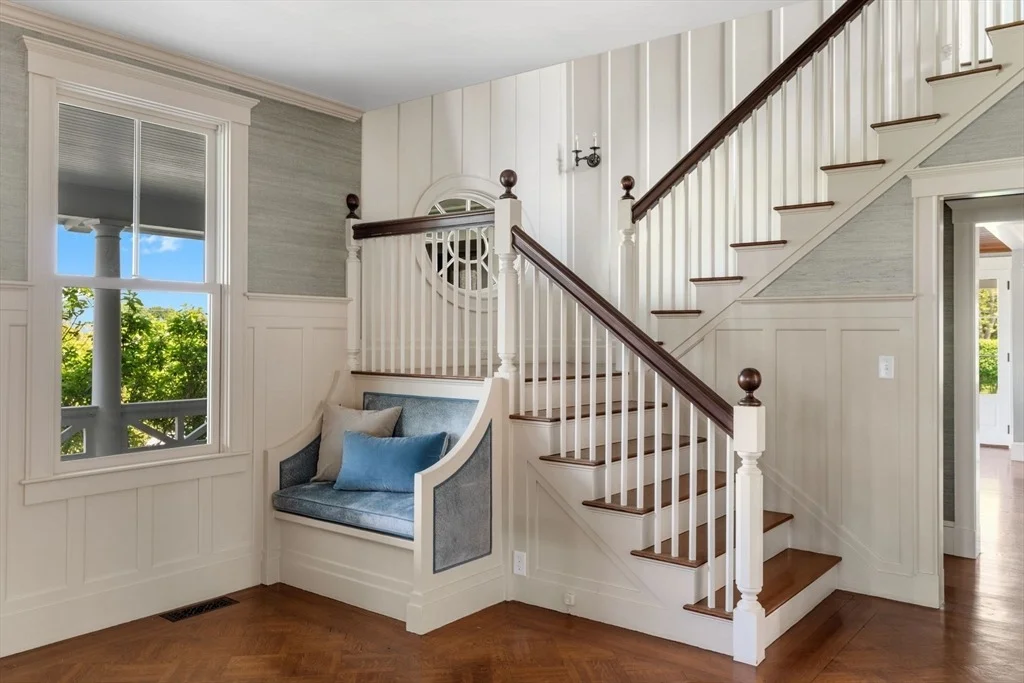 Photo of 48 Whiton Ave