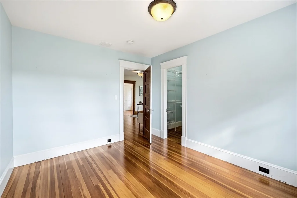 Photo of 111 West St