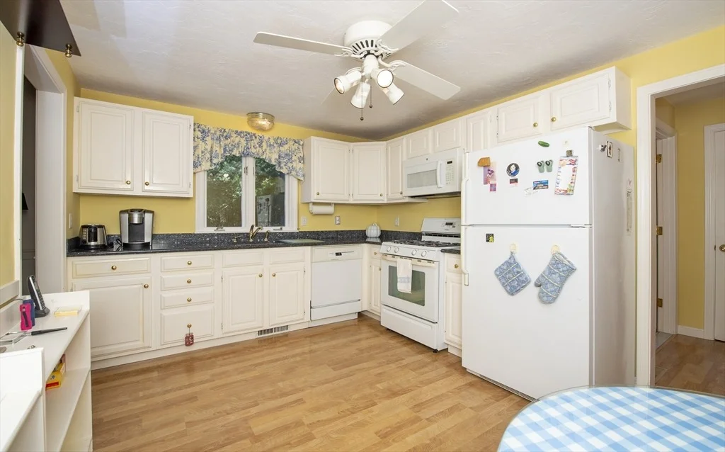 Photo of 41 Great Pines Dr