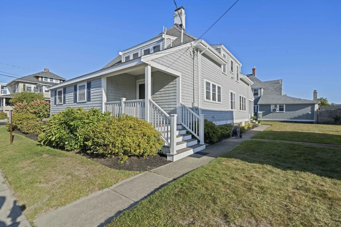 Photo of 117 Manomet Ave.