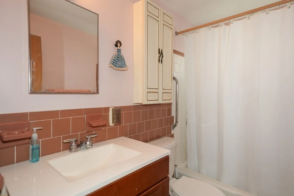 Photo of 6 Durant Ave