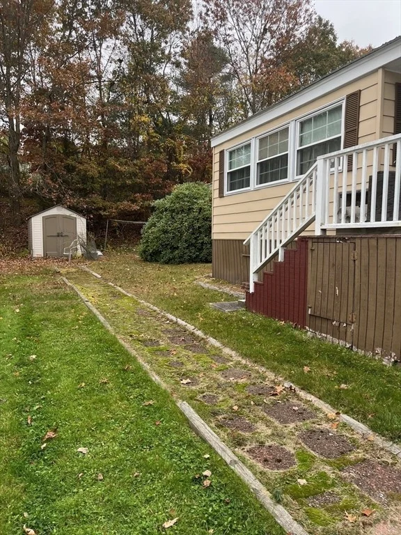 Photo of 11 Sonia Dr