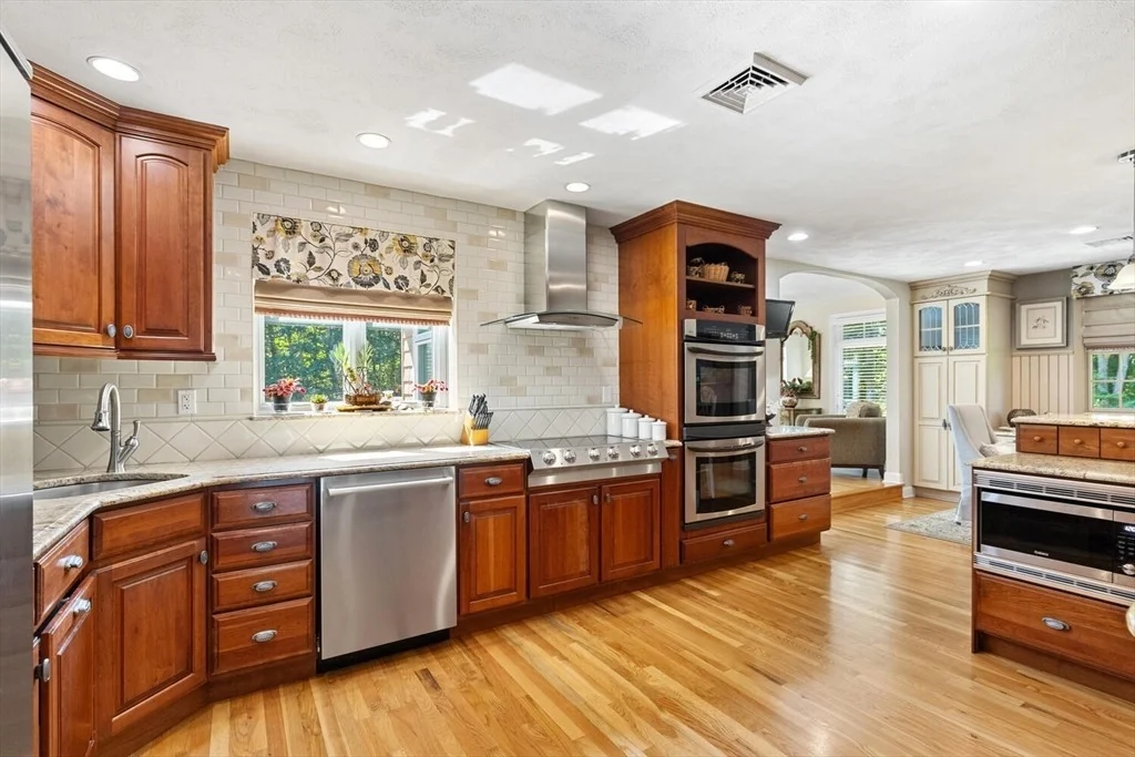 Photo of 24 Hickory Ln