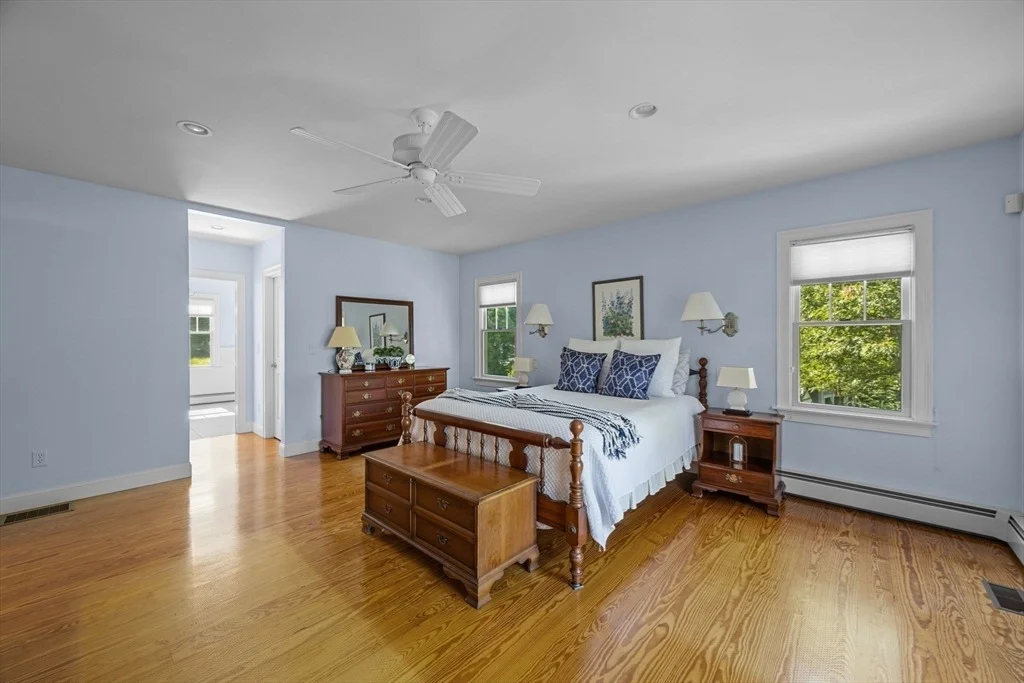 Photo of 783 Santuit-Newton