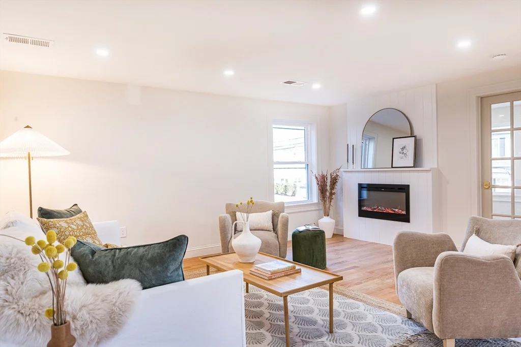 Photo of 160 Green St