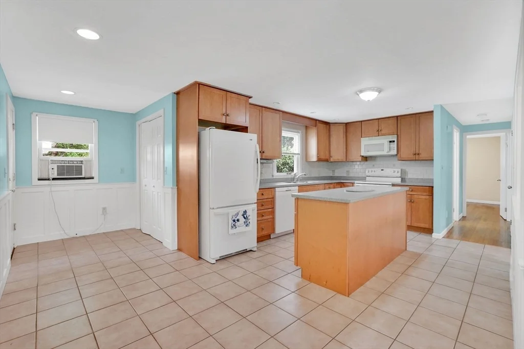 Photo of 213 Clover Rd