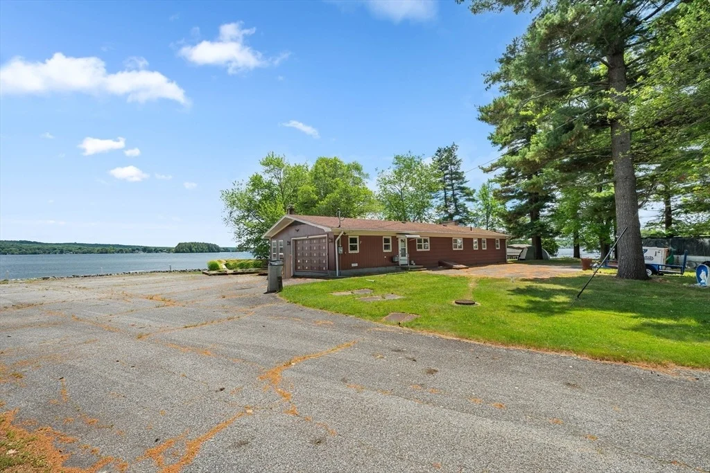 Photo of 20 Indian Point Rd