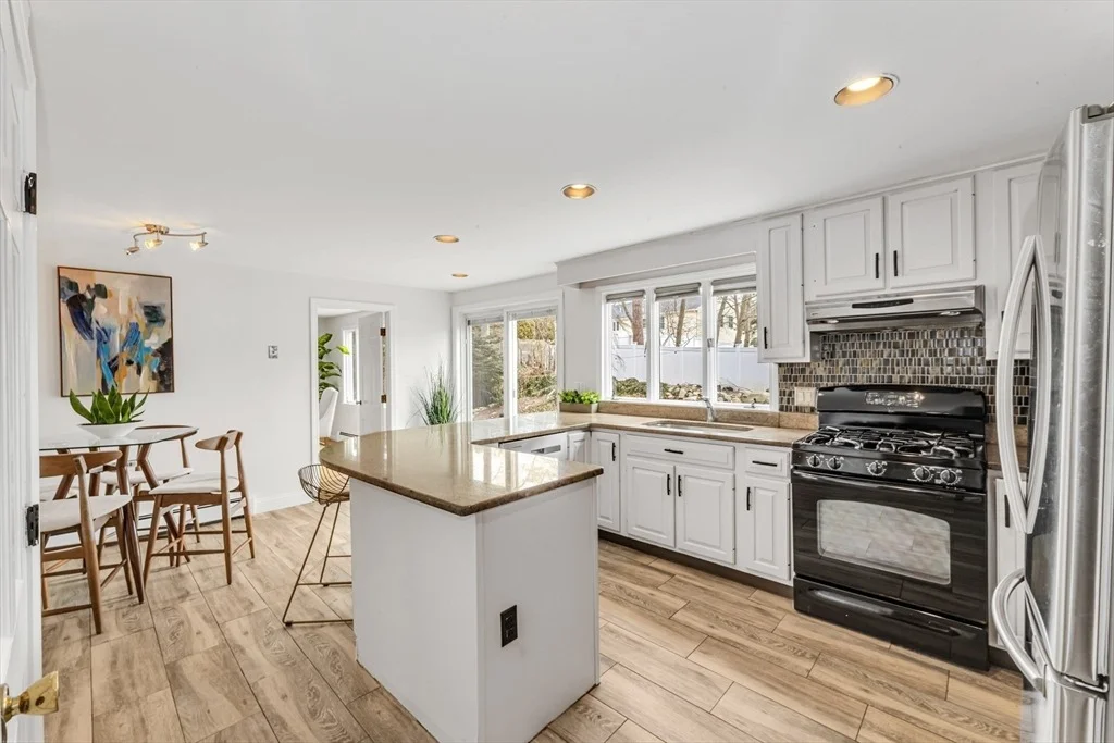 Photo of 12 Walters Ave
