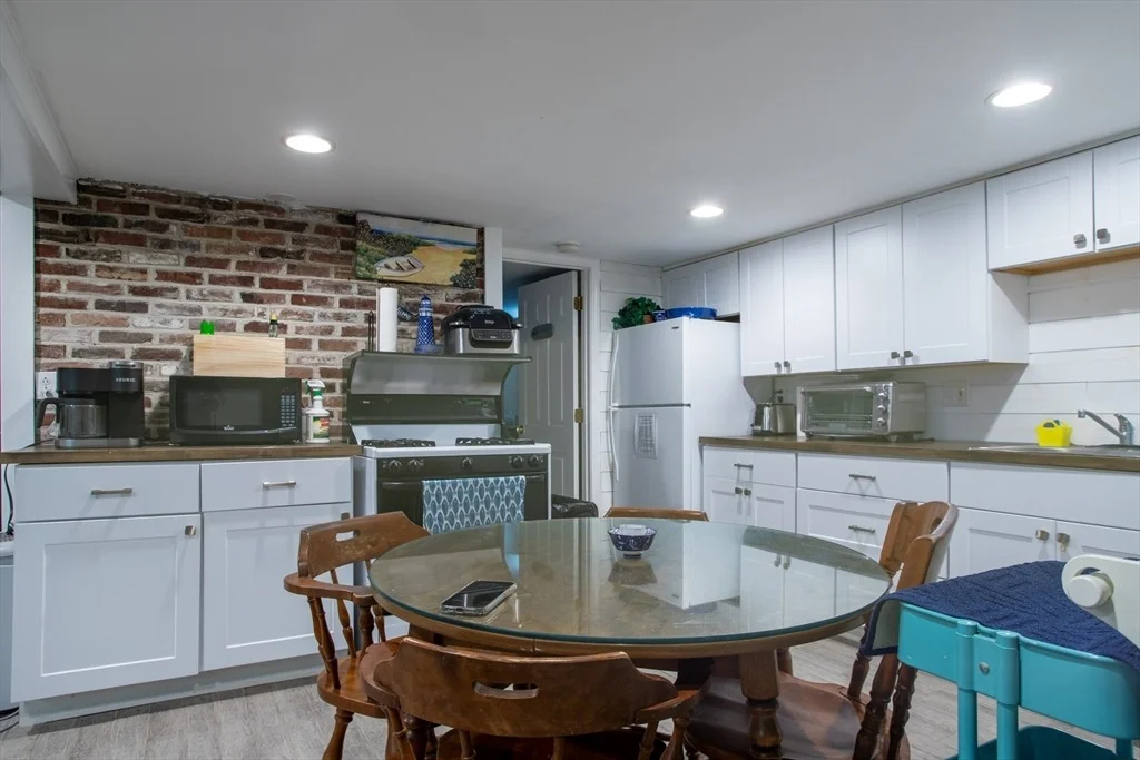 Photo of 29 Commonwealth Avenue